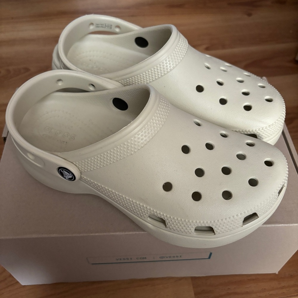 Crocs Women’s Classic Platform Clog in Bone